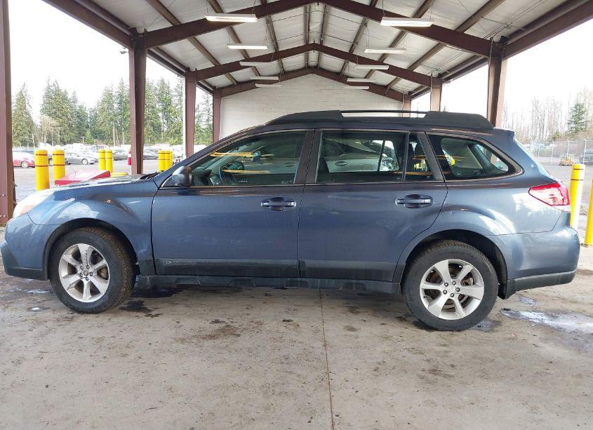 Photo 14 of 2014 Subaru Outback 2.5I (VIN 4S4BRBAC9E3259607)