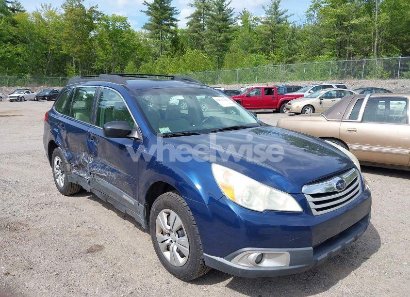 2010 Subaru Outback 2.5I (VIN 4S4BRBACXA3317833) main photo