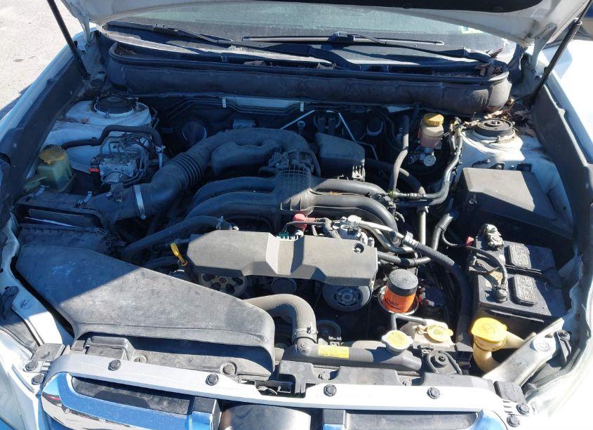 Photo 10 of 2013 Subaru Outback 2.5I (VIN 4S4BRBACXD3280027)