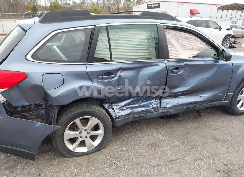 Photo 6 of 2014 Subaru Outback 2.5I (VIN 4S4BRBACXE3278652)