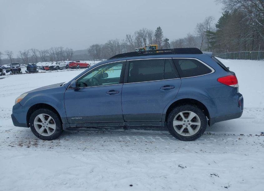 Photo 14 of 2013 Subaru Outback 2.5I PREMIUM (VIN 4S4BRBBC1D3268797)