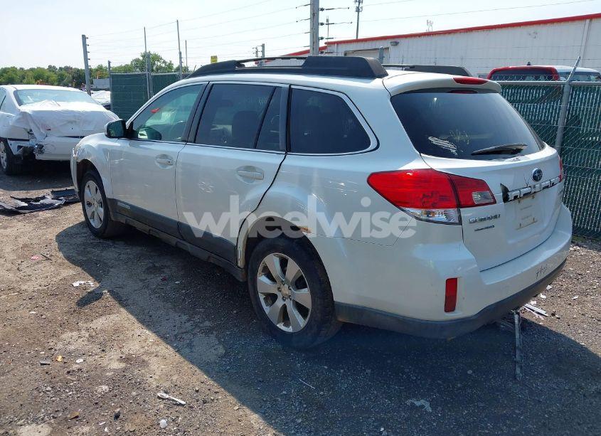 Photo 3 of 2010 Subaru Outback 2.5I PREMIUM (VIN 4S4BRBBC3A3332267)