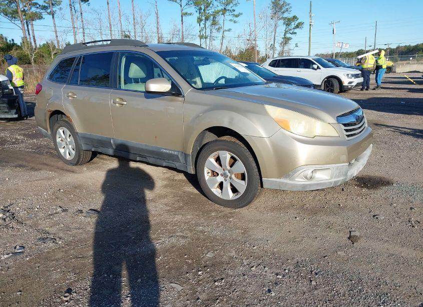 2010 Subaru Outback 2.5I PREMIUM (VIN 4S4BRBBC3A3355385) main photo