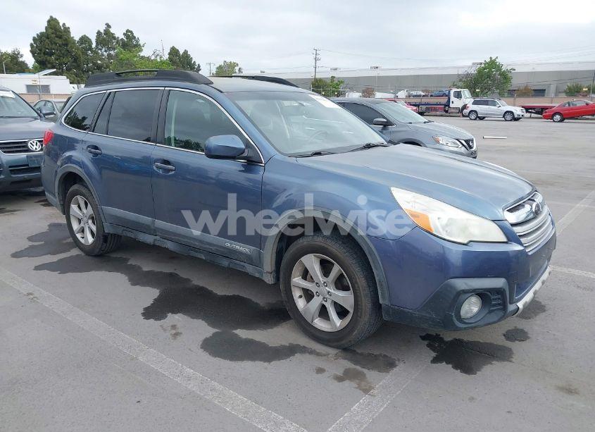 2013 Subaru Outback 2.5I PREMIUM (VIN 4S4BRBBC3D3206446) main photo