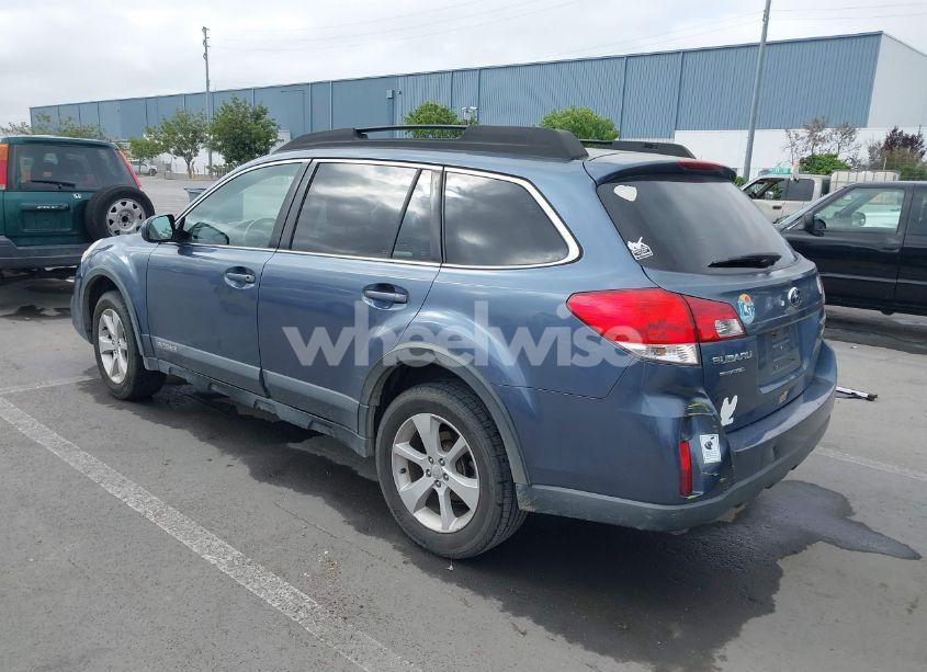 Photo 3 of 2013 Subaru Outback 2.5I PREMIUM (VIN 4S4BRBBC3D3206446)