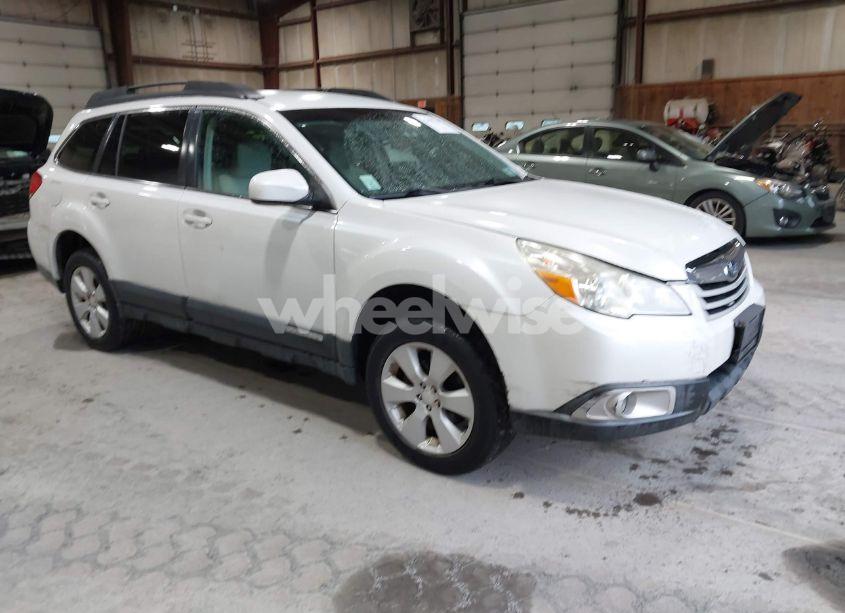 2012 Subaru Outback 2.5I PREMIUM (VIN 4S4BRBBC5C3211288) main photo