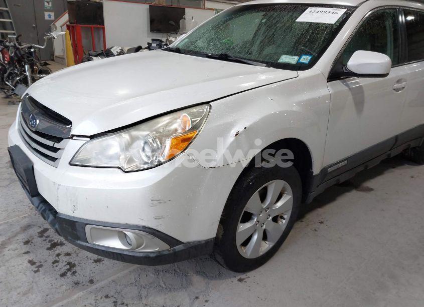 Photo 6 of 2012 Subaru Outback 2.5I PREMIUM (VIN 4S4BRBBC5C3211288)