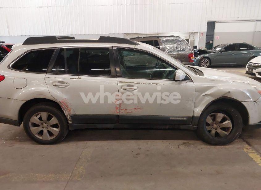 Photo 13 of 2012 Subaru Outback 2.5I PREMIUM (VIN 4S4BRBBC9C3215585)