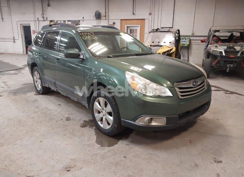 2010 Subaru Outback 2.5I PREMIUM (VIN 4S4BRBCC0A3311424) main photo