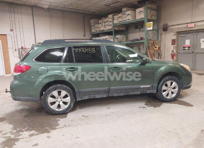 Photo 14 of 2010 Subaru Outback 2.5I PREMIUM (VIN 4S4BRBCC0A3311424)