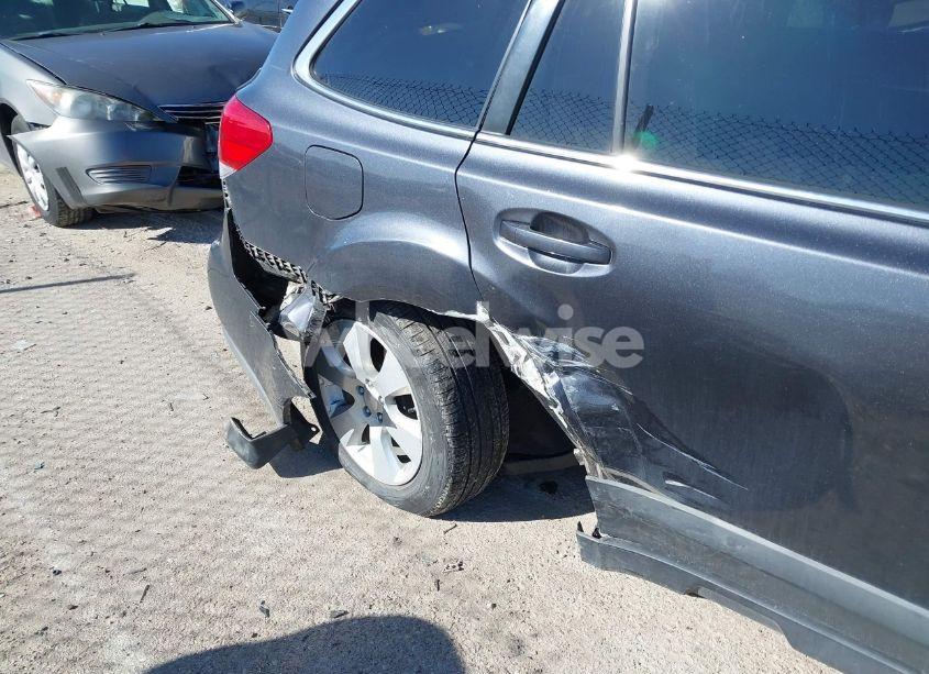 Photo 6 of 2011 Subaru Outback 2.5I PREMIUM (VIN 4S4BRBCC0B3356008)