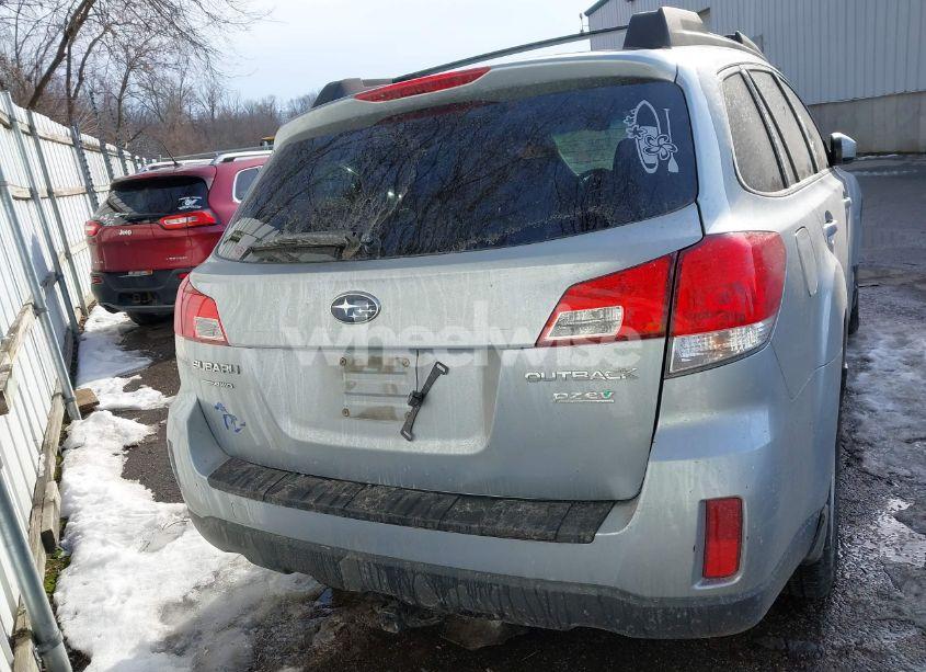 Photo 16 of 2012 Subaru Outback 2.5I PREMIUM (VIN 4S4BRBCC0C3258131)