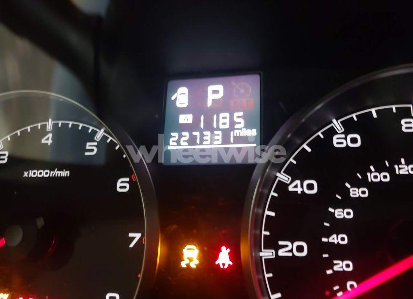 Photo 7 of 2013 Subaru Outback 2.5I PREMIUM (VIN 4S4BRBCC0D3261130)