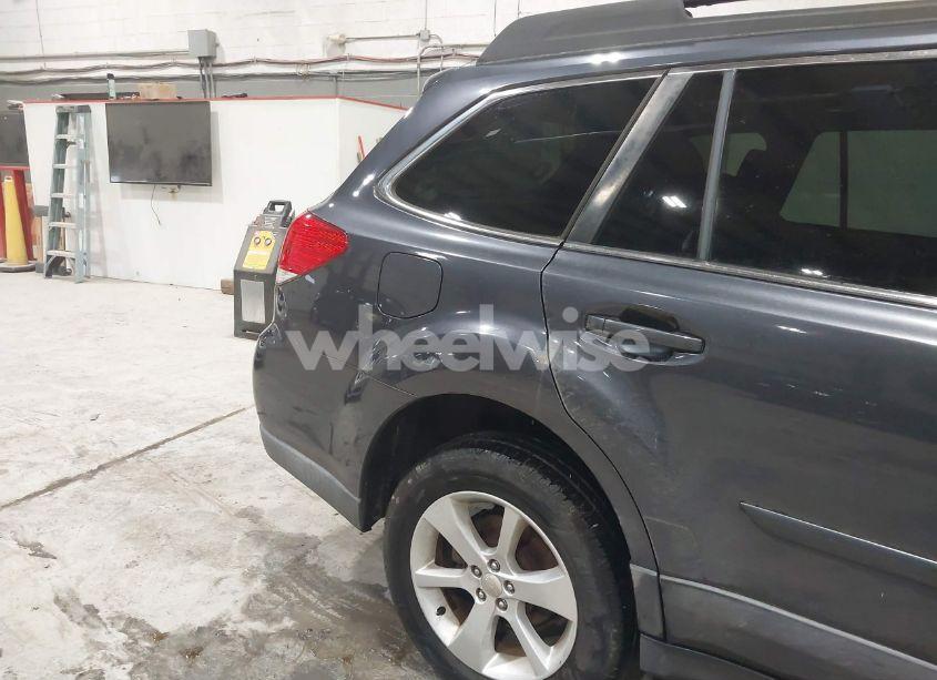 Photo 6 of 2013 Subaru Outback 2.5I PREMIUM (VIN 4S4BRBCC0D3285508)