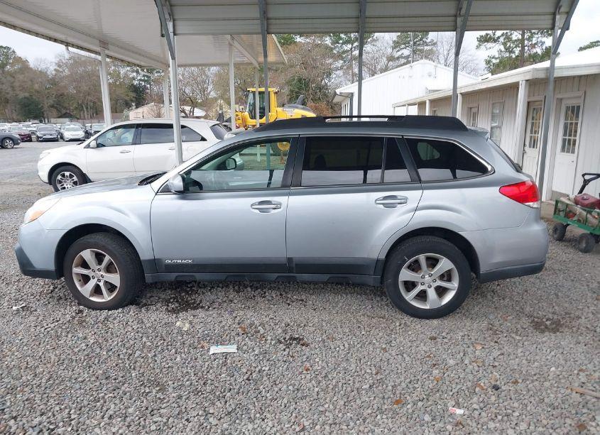 Photo 14 of 2013 Subaru Outback 2.5I PREMIUM (VIN 4S4BRBCC0D3324436)