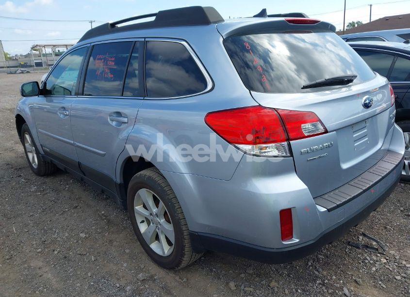 Photo 3 of 2014 Subaru Outback 2.5I PREMIUM (VIN 4S4BRBCC0E3292248)