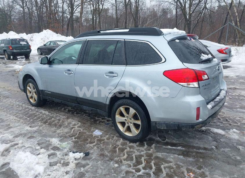 Photo 3 of 2014 Subaru Outback 2.5I PREMIUM (VIN 4S4BRBCC0E3319013)