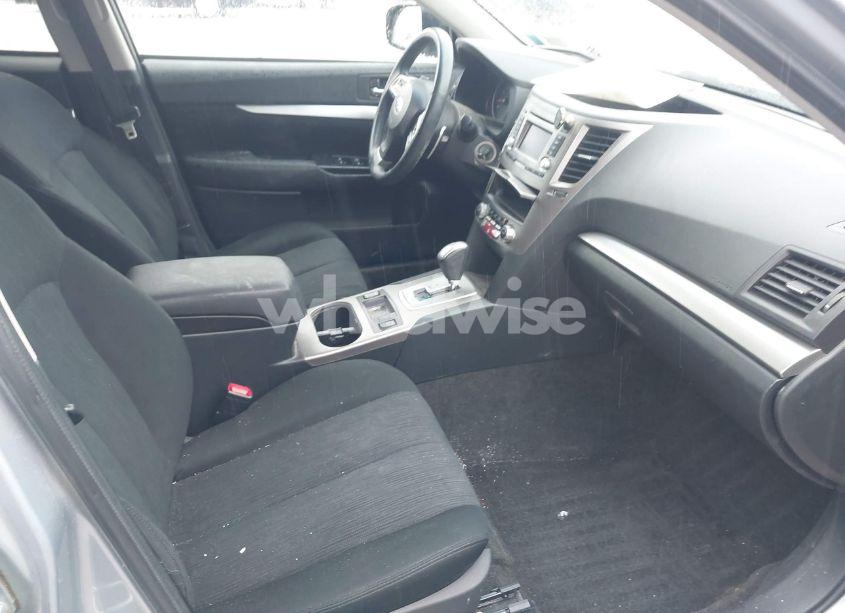 Photo 5 of 2014 Subaru Outback 2.5I PREMIUM (VIN 4S4BRBCC0E3319013)