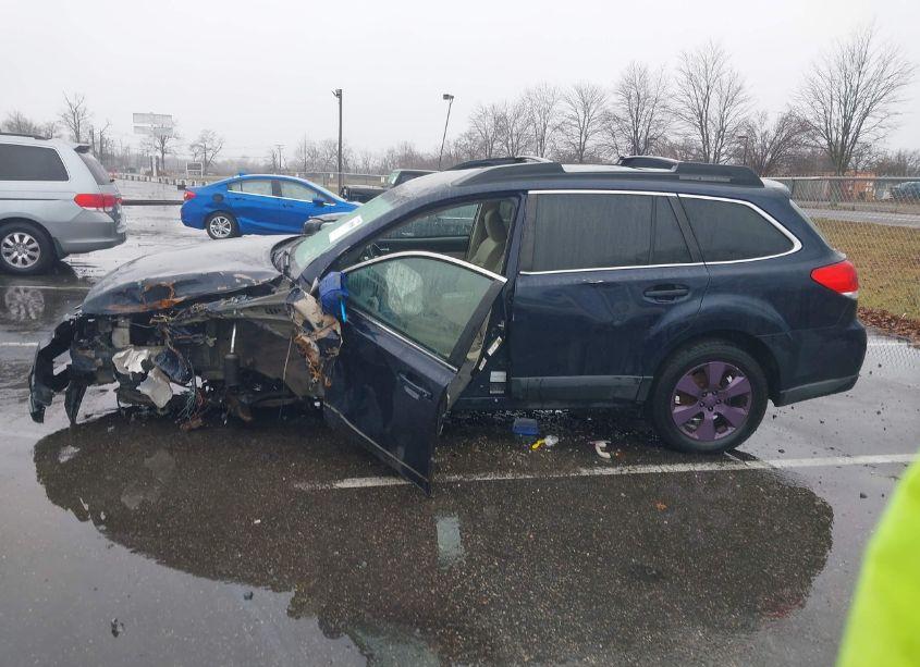 Photo 14 of 2012 Subaru Outback 2.5I PREMIUM (VIN 4S4BRBCC1C3302301)