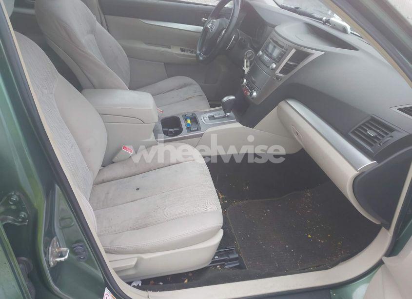 Photo 5 of 2013 Subaru Outback 2.5I PREMIUM (VIN 4S4BRBCC1D3283007)