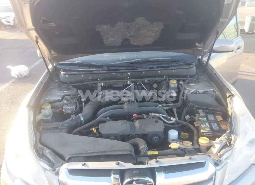 Photo 10 of 2014 Subaru Outback 2.5I PREMIUM (VIN 4S4BRBCC1E3242068)