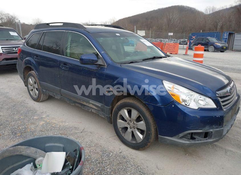 2010 Subaru Outback 2.5I PREMIUM (VIN 4S4BRBCC2A3318651) main photo