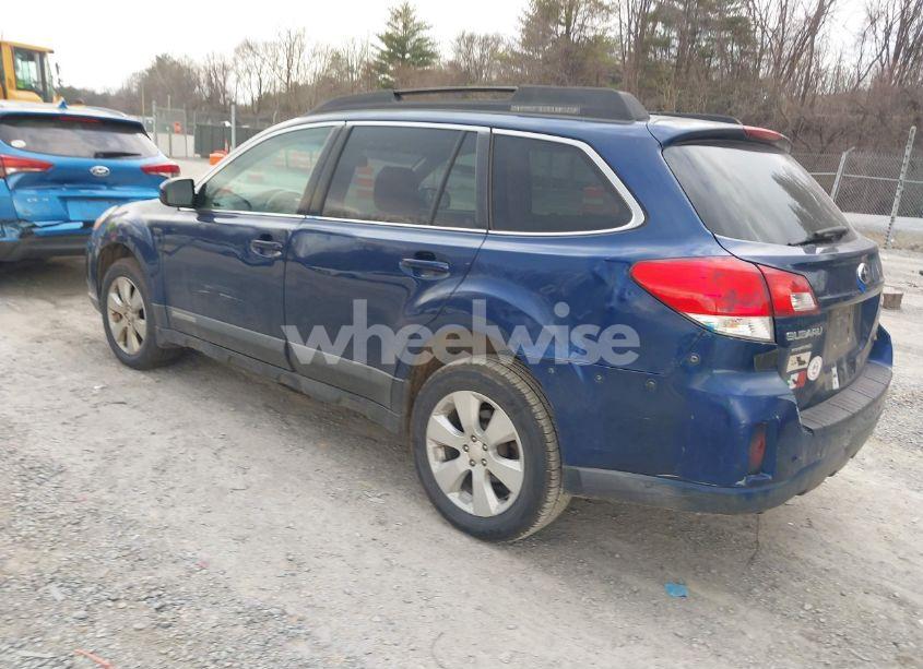 Photo 3 of 2010 Subaru Outback 2.5I PREMIUM (VIN 4S4BRBCC2A3318651)