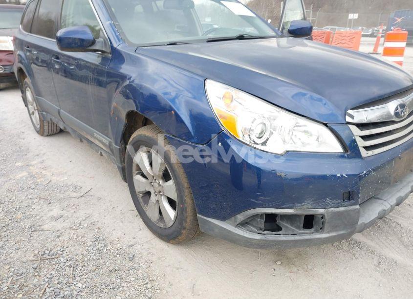 Photo 6 of 2010 Subaru Outback 2.5I PREMIUM (VIN 4S4BRBCC2A3318651)