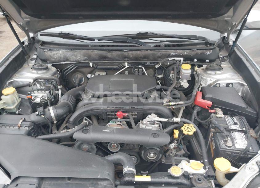 Photo 10 of 2010 Subaru Outback 2.5I PREMIUM (VIN 4S4BRBCC2A3385279)