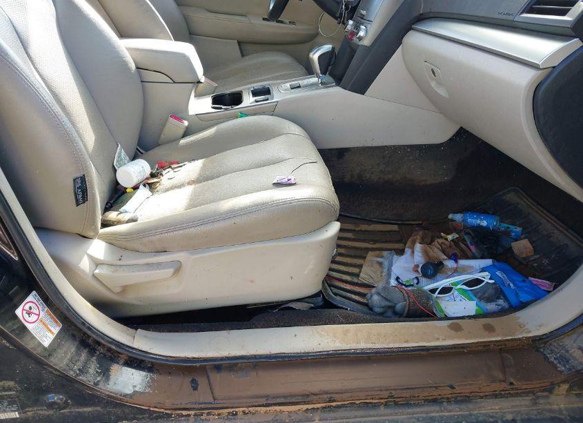 Photo 6 of 2011 Subaru Outback 2.5I PREMIUM (VIN 4S4BRBCC2B3332292)