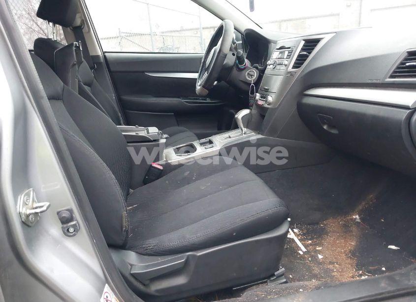 Photo 5 of 2011 Subaru Outback 2.5I PREMIUM (VIN 4S4BRBCC2B3353935)