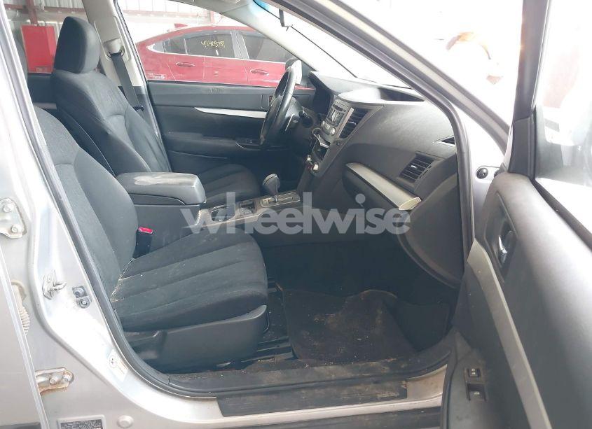 Photo 5 of 2013 Subaru Outback 2.5I PREMIUM (VIN 4S4BRBCC2D3201818)