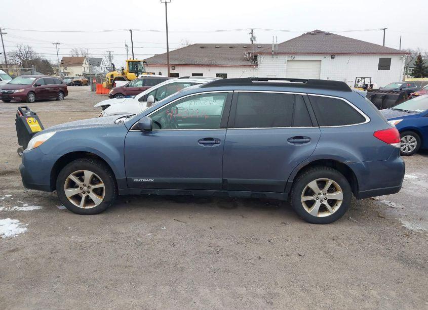 Photo 10 of 2014 Subaru Outback 2.5I PREMIUM (VIN 4S4BRBCC2E3200024)