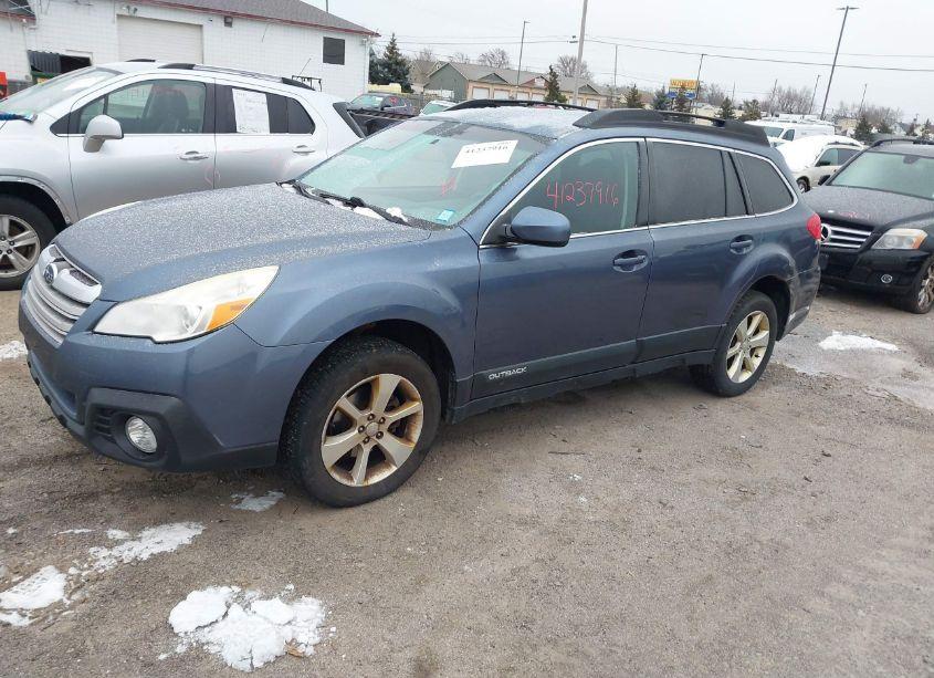 2014 Subaru Outback 2.5I PREMIUM (VIN 4S4BRBCC2E3200024) main photo