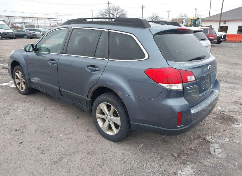 Photo 2 of 2014 Subaru Outback 2.5I PREMIUM (VIN 4S4BRBCC2E3200024)