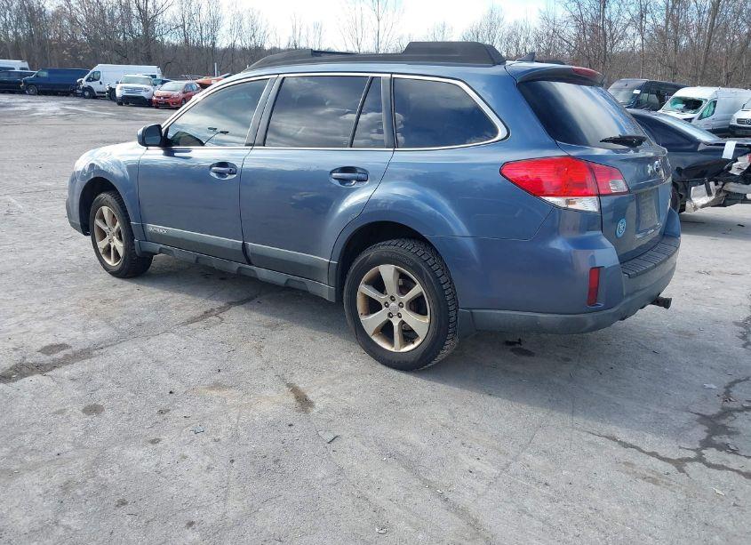 Photo 3 of 2014 Subaru Outback 2.5I PREMIUM (VIN 4S4BRBCC2E3209824)
