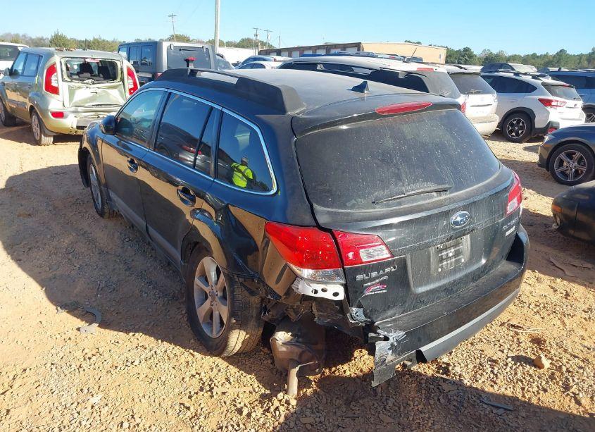 Photo 3 of 2014 Subaru Outback 2.5I PREMIUM (VIN 4S4BRBCC2E3328019)