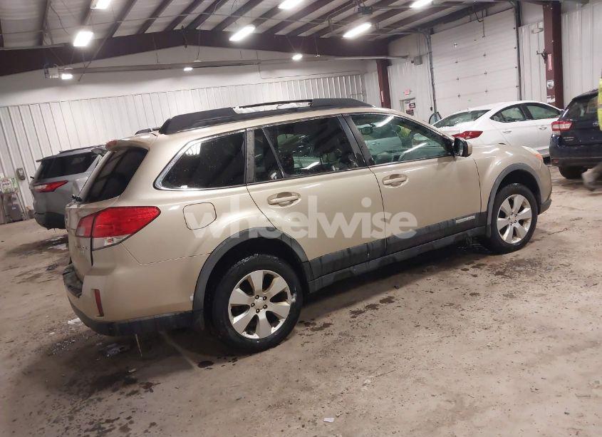 Photo 4 of 2010 Subaru Outback 2.5I PREMIUM (VIN 4S4BRBCC3A3338262)