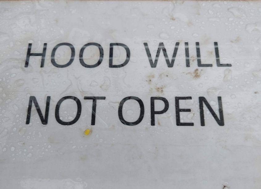 Photo 10 of 2010 Subaru Outback 2.5I PREMIUM (VIN 4S4BRBCC3A3371276)