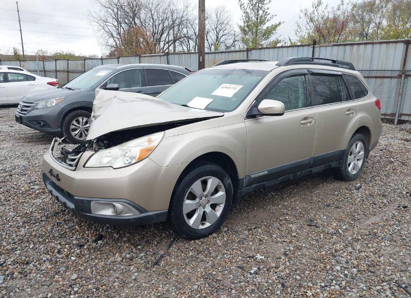Photo 2 of 2010 Subaru Outback 2.5I PREMIUM (VIN 4S4BRBCC3A3371276)
