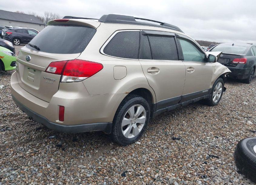Photo 4 of 2010 Subaru Outback 2.5I PREMIUM (VIN 4S4BRBCC3A3371276)