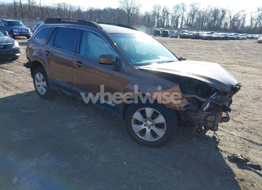 2011 Subaru Outback 2.5I PREMIUM (VIN 4S4BRBCC3B3413690) main photo