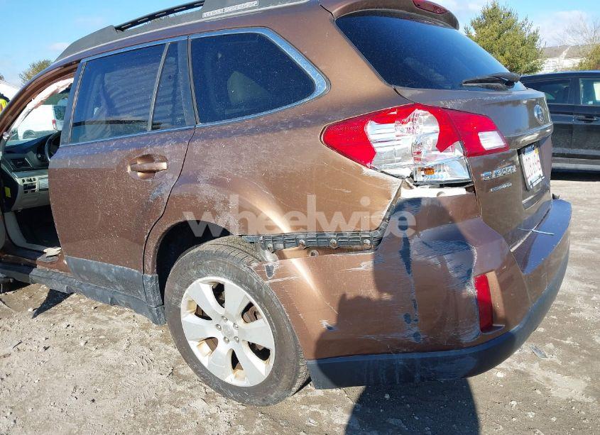 Photo 12 of 2011 Subaru Outback 2.5I PREMIUM (VIN 4S4BRBCC3B3413690)