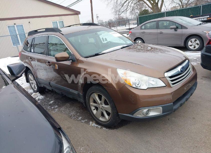 2011 Subaru Outback 2.5I PREMIUM (VIN 4S4BRBCC3B3429369) main photo