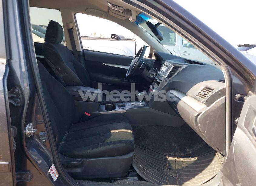 Photo 5 of 2013 Subaru Outback 2.5I PREMIUM (VIN 4S4BRBCC3D3229188)