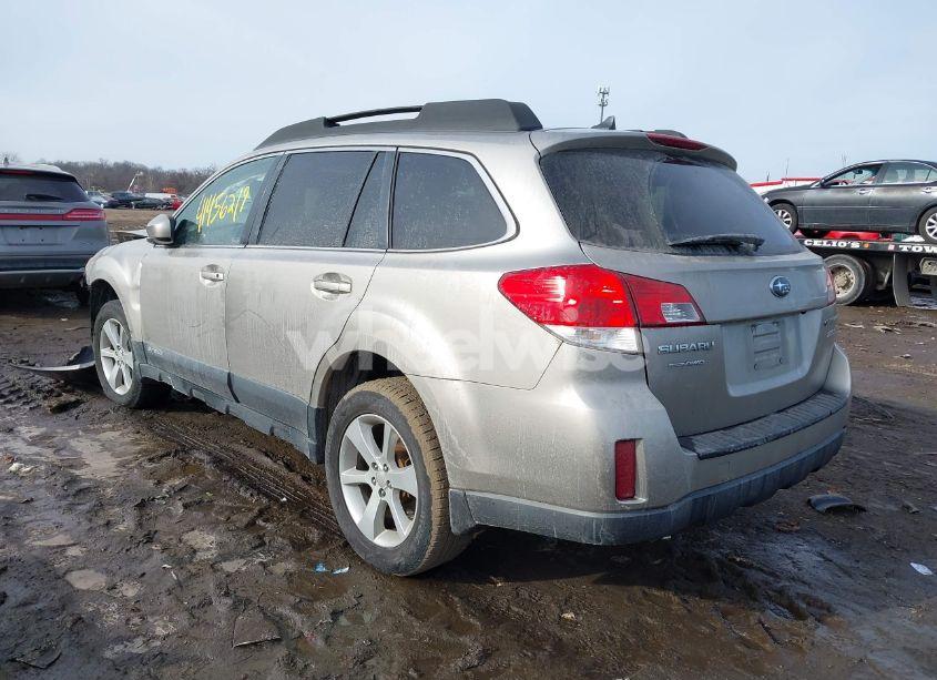 Photo 3 of 2014 Subaru Outback 2.5I PREMIUM (VIN 4S4BRBCC3E3220122)