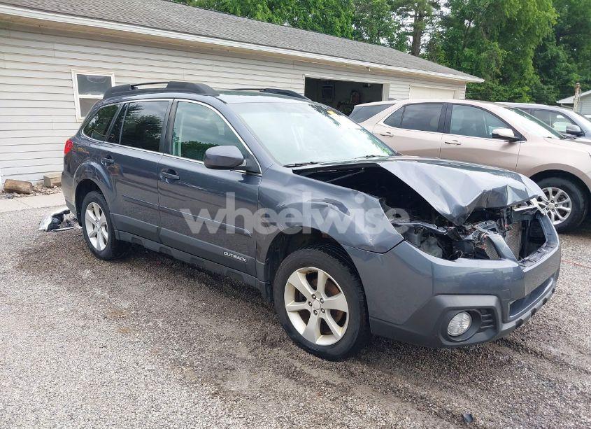 2014 Subaru Outback 2.5I PREMIUM (VIN 4S4BRBCC3E3252410) main photo