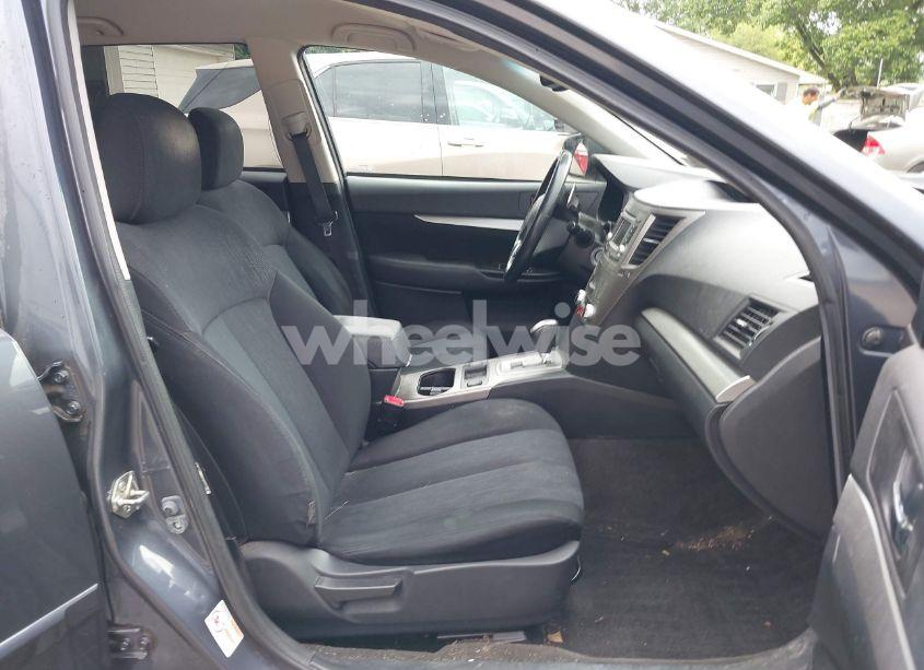 Photo 5 of 2014 Subaru Outback 2.5I PREMIUM (VIN 4S4BRBCC3E3252410)