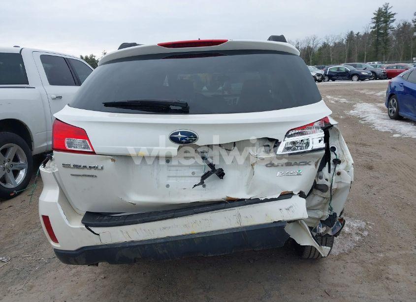 Photo 16 of 2014 Subaru Outback 2.5I PREMIUM (VIN 4S4BRBCC3E3263620)