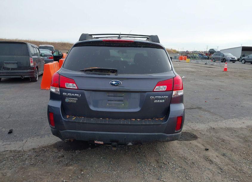 Photo 16 of 2014 Subaru Outback 2.5I PREMIUM (VIN 4S4BRBCC3E3291790)